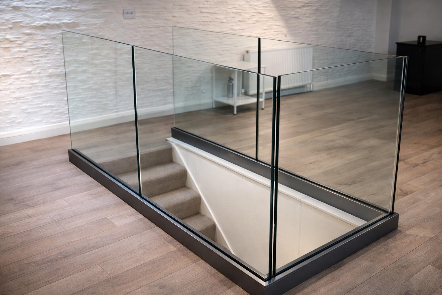Glass stair railing